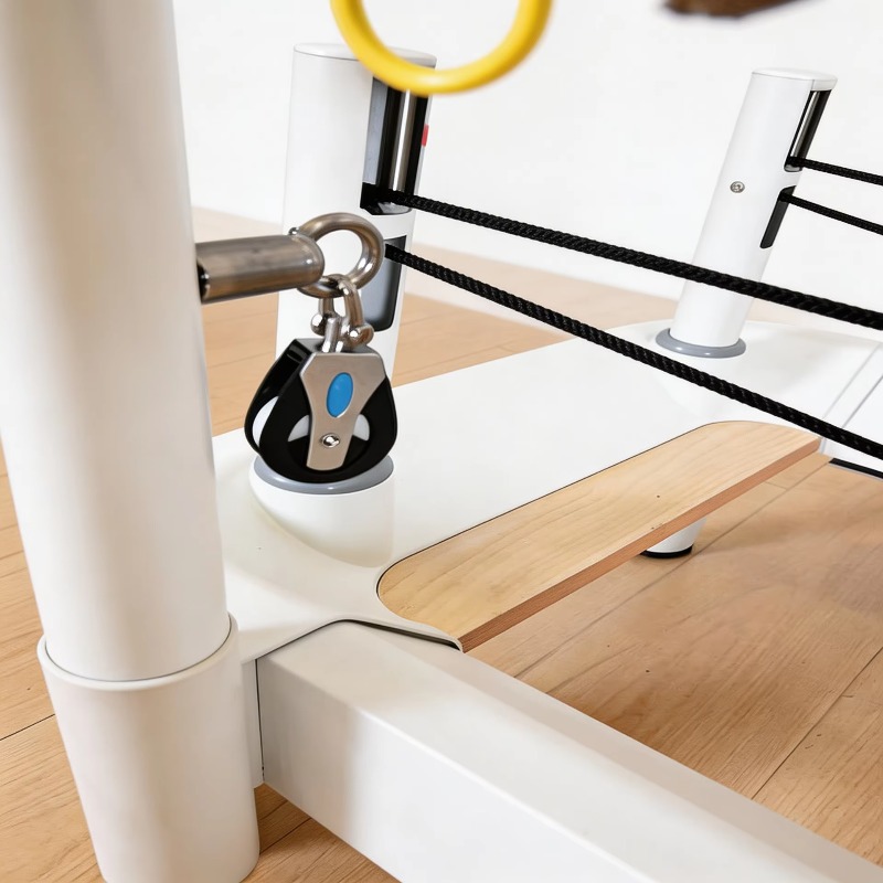 ホワイトピラティスリフォーマーベッド コアトレーニング ヨガ - Pilates Yoga Loft のレビューと価格